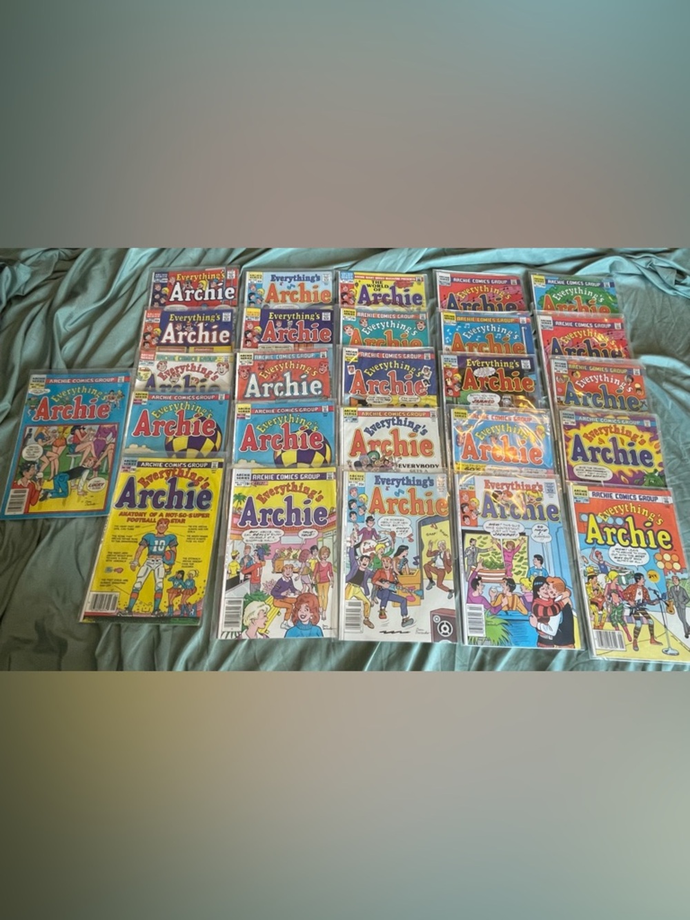 Bundle of 26 Archie Comics “Everything’s Archie”